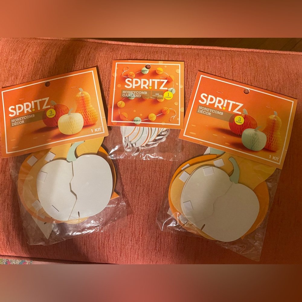 Spritz Honeycomb Pumpkin Decor Set